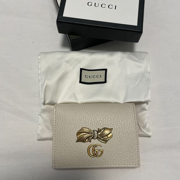 Gucci GG Marmont Bow Bifold Wallet off-white textured leather Gold Accents New - Picture 1 of 11